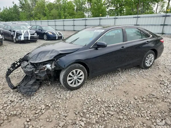 4T1BF1FK3HU419885 2017 TOYOTA CAMRY - Image 1