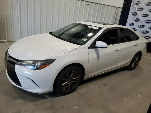 4T1BF1FK3HU420549 2017 TOYOTA CAMRY - Image 1
