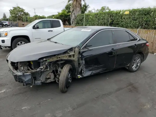 4T1BF1FK3HU429381 2017 TOYOTA CAMRY - Image 1