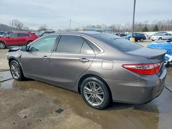 4T1BF1FK3HU432121 2017 TOYOTA CAMRY - Image 2