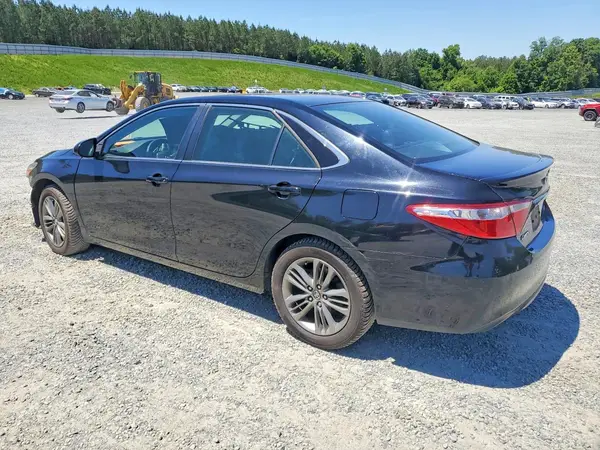 4T1BF1FK3HU432183 2017 TOYOTA CAMRY - Image 2