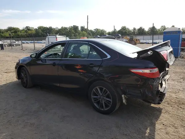 4T1BF1FK3HU437111 2017 TOYOTA CAMRY - Image 2