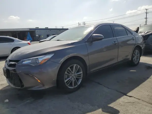 4T1BF1FK3HU442891 2017 TOYOTA CAMRY - Image 1