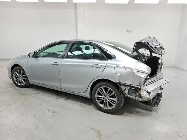 4T1BF1FK3HU445144 2017 TOYOTA CAMRY - Image 2