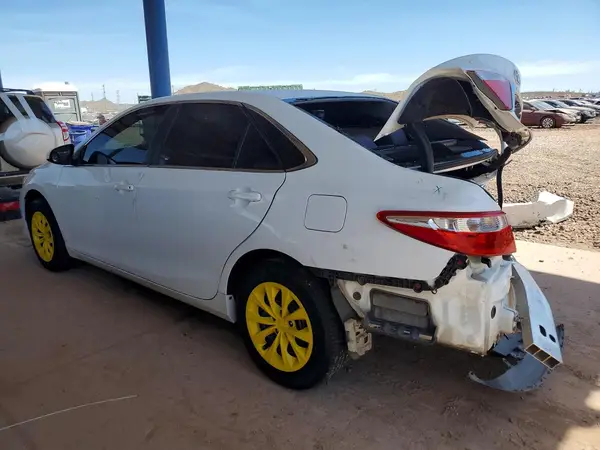 4T1BF1FK3HU447525 2017 TOYOTA CAMRY - Image 2