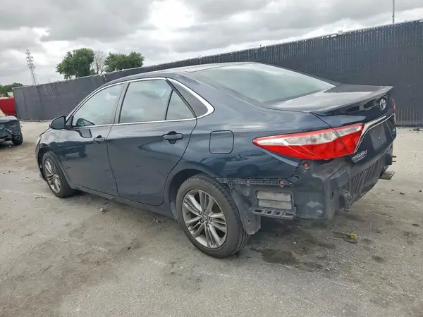 4T1BF1FK3HU448884 2017 TOYOTA CAMRY - Image 2