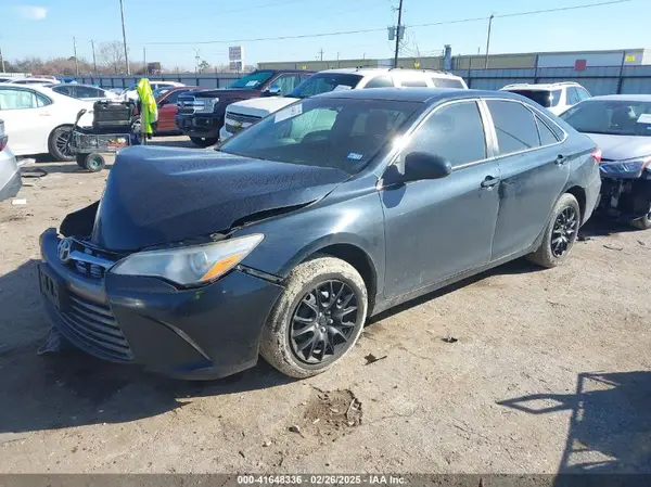 4T1BF1FK3HU450442 2017 TOYOTA CAMRY - Image 2