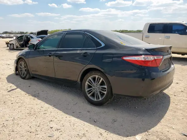 4T1BF1FK3HU452496 2017 TOYOTA CAMRY - Image 2