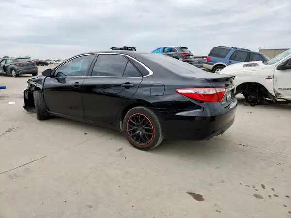 4T1BF1FK3HU454572 2017 TOYOTA CAMRY - Image 2