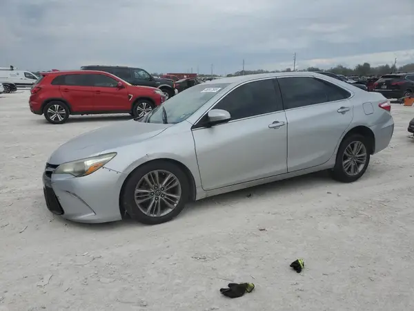 4T1BF1FK3HU619598 2017 TOYOTA CAMRY - Image 1