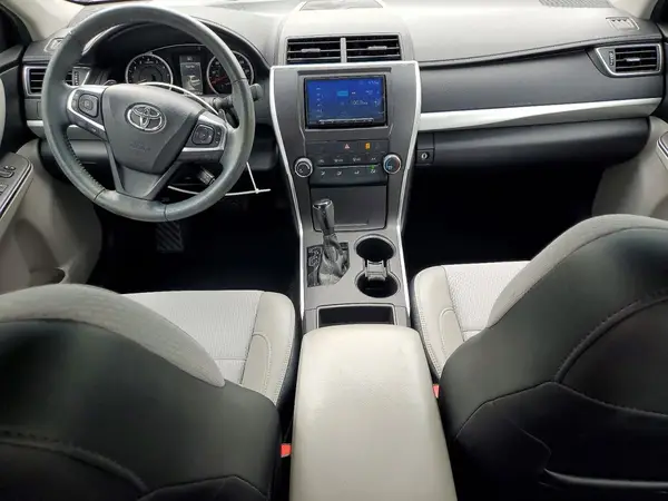 4T1BF1FK3HU623781 2017 TOYOTA CAMRY - Image 8