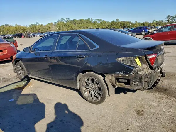 4T1BF1FK3HU627314 2017 TOYOTA CAMRY - Image 2
