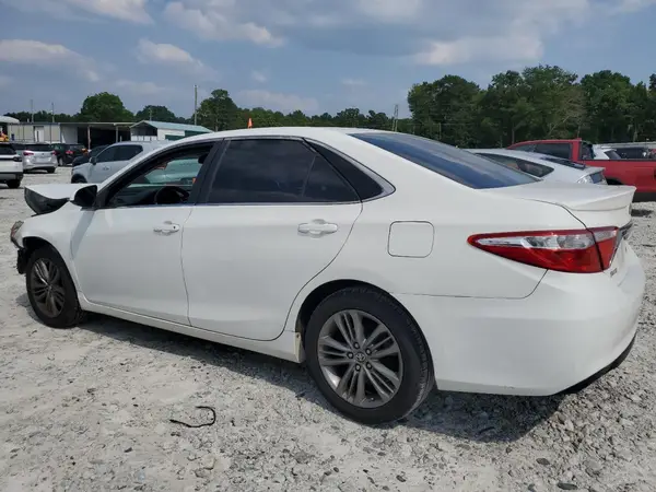 4T1BF1FK3HU630214 2017 TOYOTA CAMRY - Image 2