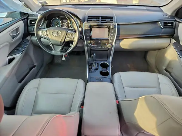 4T1BF1FK3HU633131 2017 TOYOTA CAMRY - Image 8