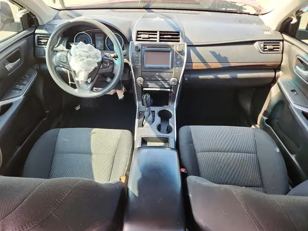 4T1BF1FK3HU633940 2017 TOYOTA CAMRY - Image 8