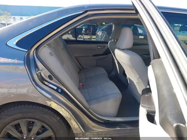 4T1BF1FK3HU634439 2017 TOYOTA CAMRY - Image 8