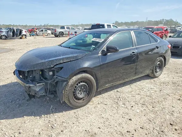 4T1BF1FK3HU637745 2017 TOYOTA CAMRY - Image 1