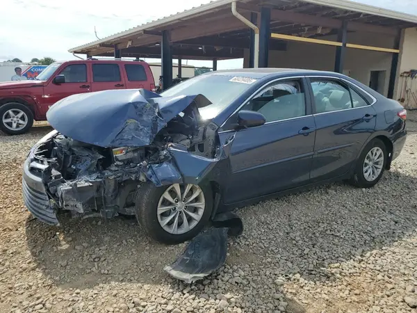 4T1BF1FK3HU637924 2017 TOYOTA CAMRY - Image 1