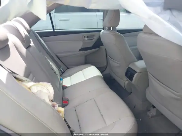 4T1BF1FK3HU640306 2017 TOYOTA CAMRY - Image 8