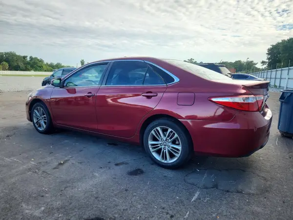 4T1BF1FK3HU641875 2017 TOYOTA CAMRY - Image 2