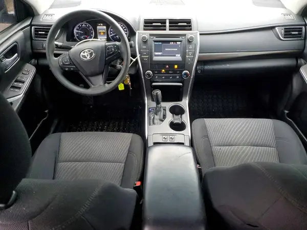 4T1BF1FK3HU643982 2017 TOYOTA CAMRY - Image 8