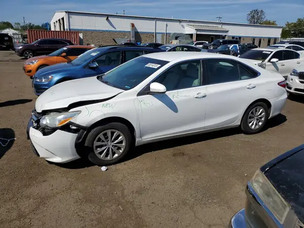 4T1BF1FK3HU645229 2017 TOYOTA CAMRY - Image 1