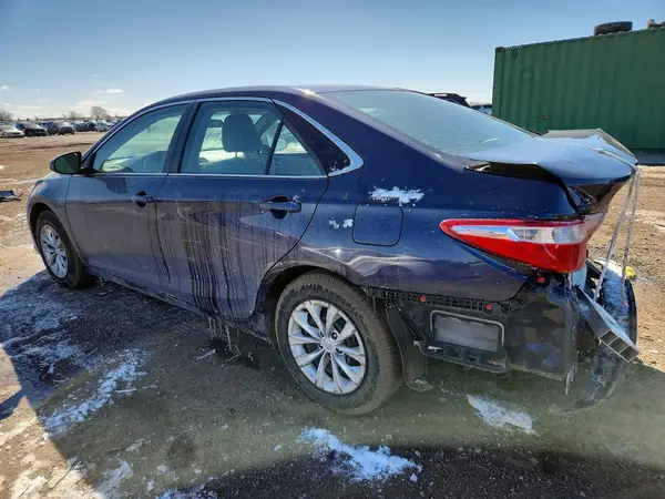 4T1BF1FK3HU645652 2017 TOYOTA CAMRY - Image 2