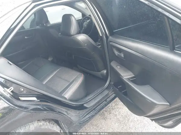 4T1BF1FK3HU647529 2017 TOYOTA CAMRY - Image 8