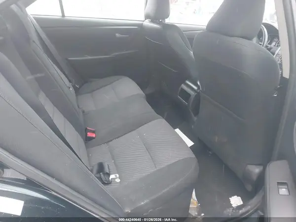 4T1BF1FK3HU650270 2017 TOYOTA CAMRY - Image 8
