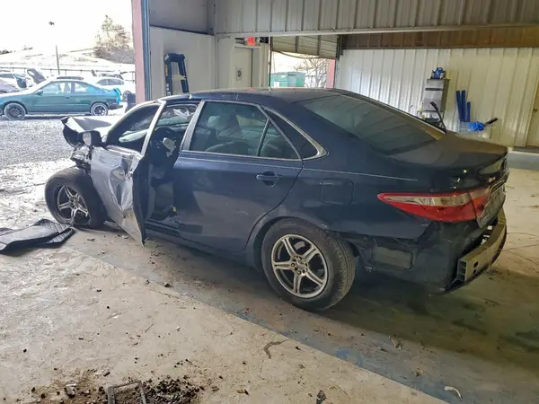4T1BF1FK3HU652925 2017 TOYOTA CAMRY - Image 2