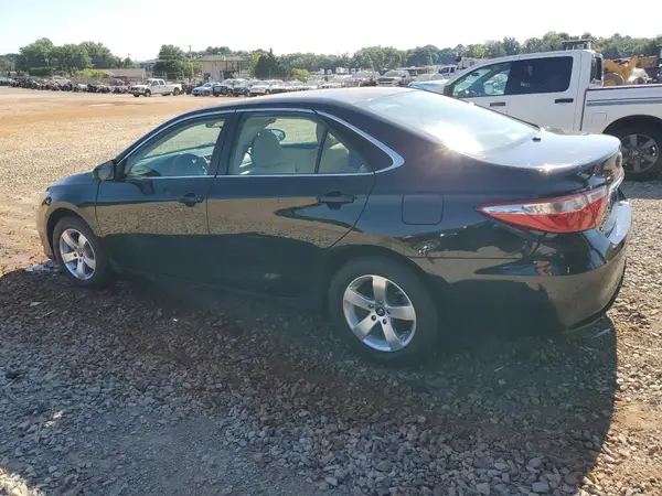 4T1BF1FK3HU653623 2017 TOYOTA CAMRY - Image 2