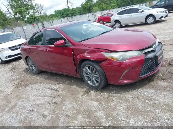 4T1BF1FK3HU654576 2017 TOYOTA CAMRY - Image 1