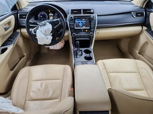 4T1BF1FK3HU660703 2017 TOYOTA CAMRY - Image 8
