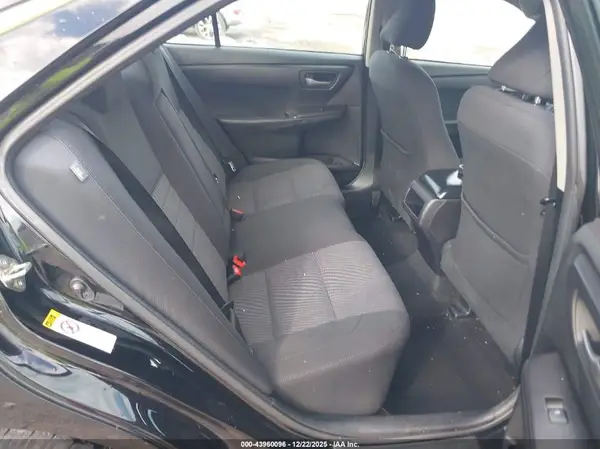4T1BF1FK3HU662564 2017 TOYOTA CAMRY - Image 8