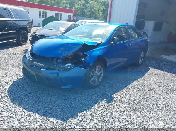 4T1BF1FK3HU662838 2017 TOYOTA CAMRY - Image 2