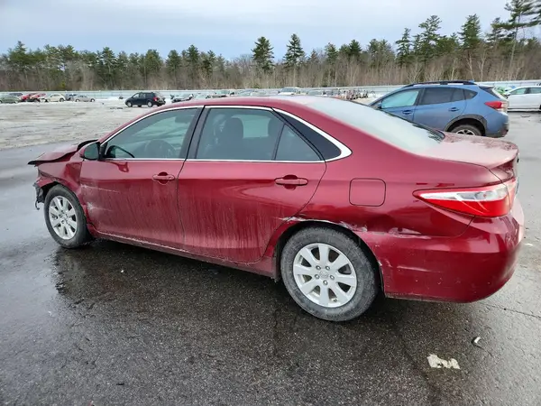 4T1BF1FK3HU666775 2017 TOYOTA CAMRY - Image 2