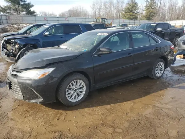 4T1BF1FK3HU667506 2017 TOYOTA CAMRY - Image 1