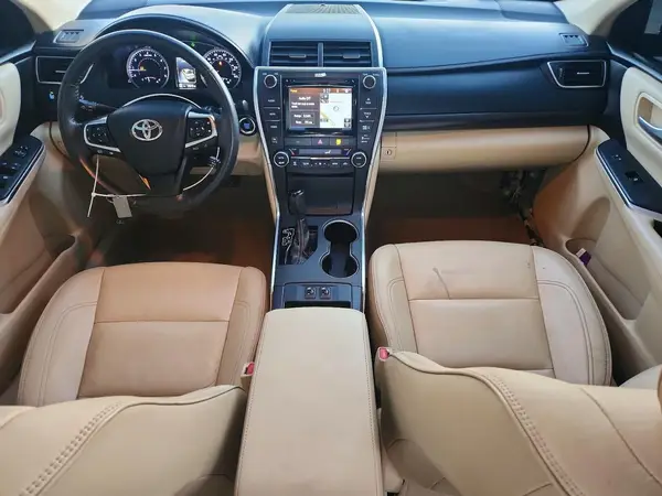 4T1BF1FK3HU669563 2017 TOYOTA CAMRY - Image 8