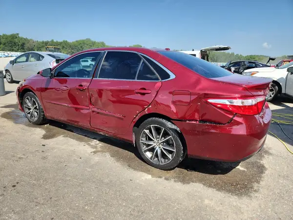 4T1BF1FK3HU670423 2017 TOYOTA CAMRY - Image 2