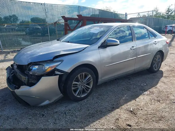 4T1BF1FK3HU671829 2017 TOYOTA CAMRY - Image 2