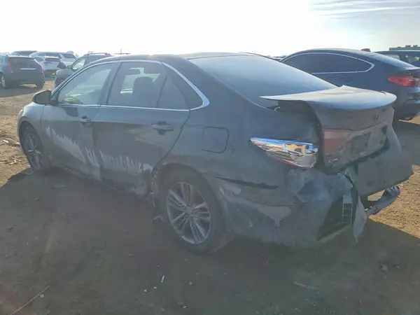 4T1BF1FK3HU674276 2017 TOYOTA CAMRY - Image 2