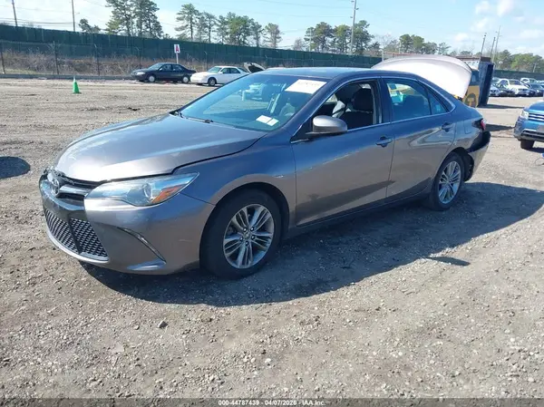 4T1BF1FK3HU676741 2017 TOYOTA CAMRY - Image 2