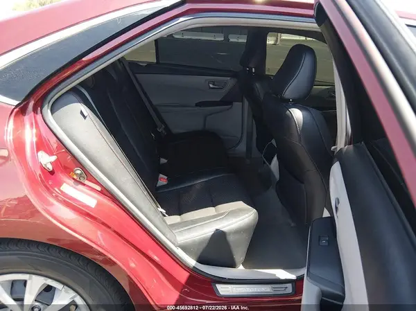 4T1BF1FK3HU683026 2017 TOYOTA CAMRY - Image 8
