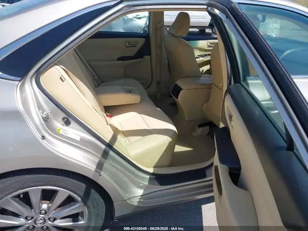 4T1BF1FK3HU683981 2017 TOYOTA CAMRY - Image 8