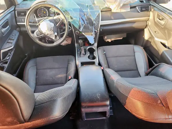 4T1BF1FK3HU684631 2017 TOYOTA CAMRY - Image 8