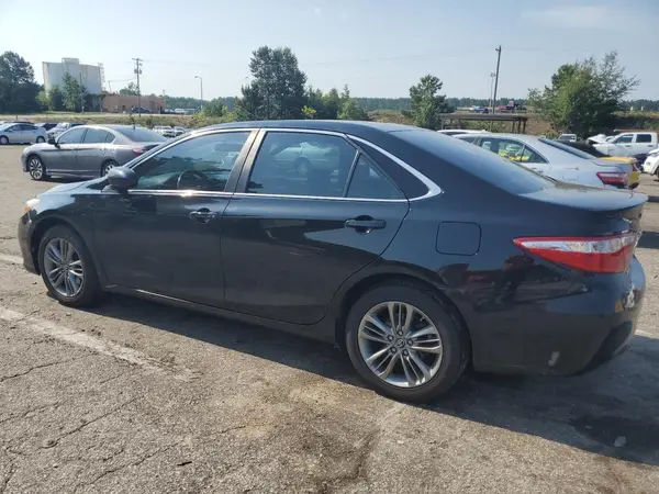 4T1BF1FK3HU686704 2017 TOYOTA CAMRY - Image 2
