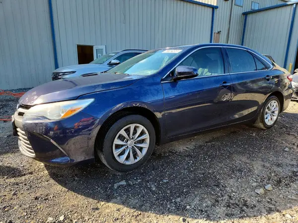 4T1BF1FK3HU687383 2017 TOYOTA CAMRY - Image 1