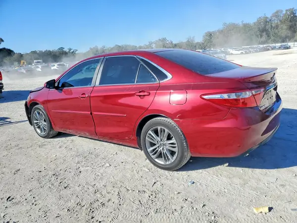 4T1BF1FK3HU696343 2017 TOYOTA CAMRY - Image 2