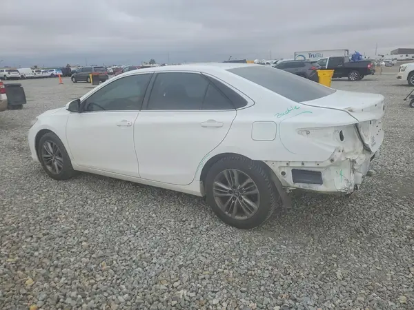 4T1BF1FK3HU705283 2017 TOYOTA CAMRY - Image 2