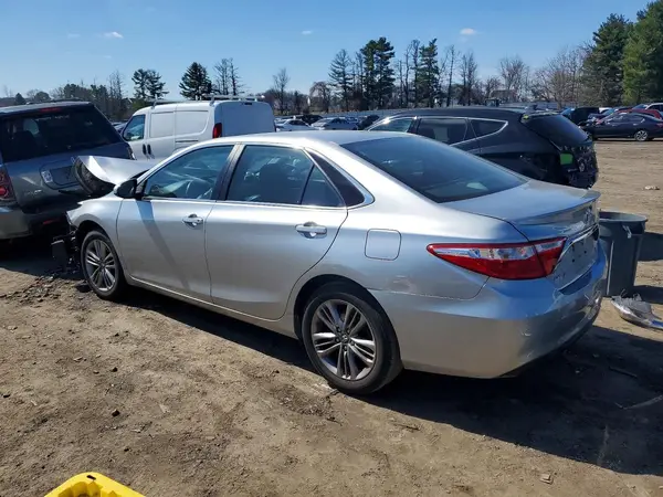 4T1BF1FK3HU707373 2017 TOYOTA CAMRY - Image 2